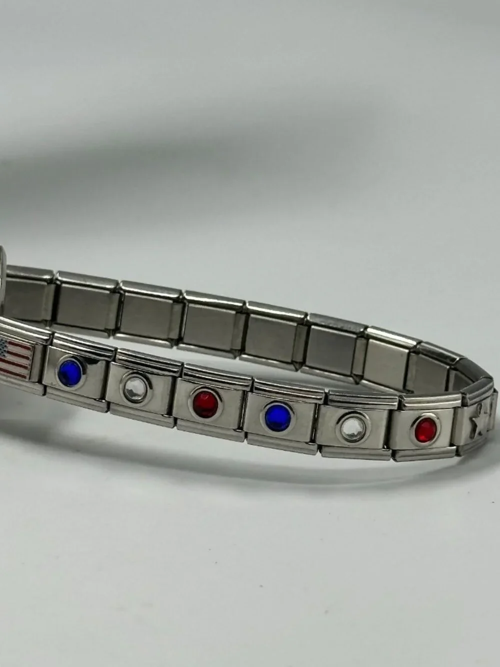 Mudd Watch Womens Silver Tone Italian Charms Stretch Expansion Band Y2K 7.5